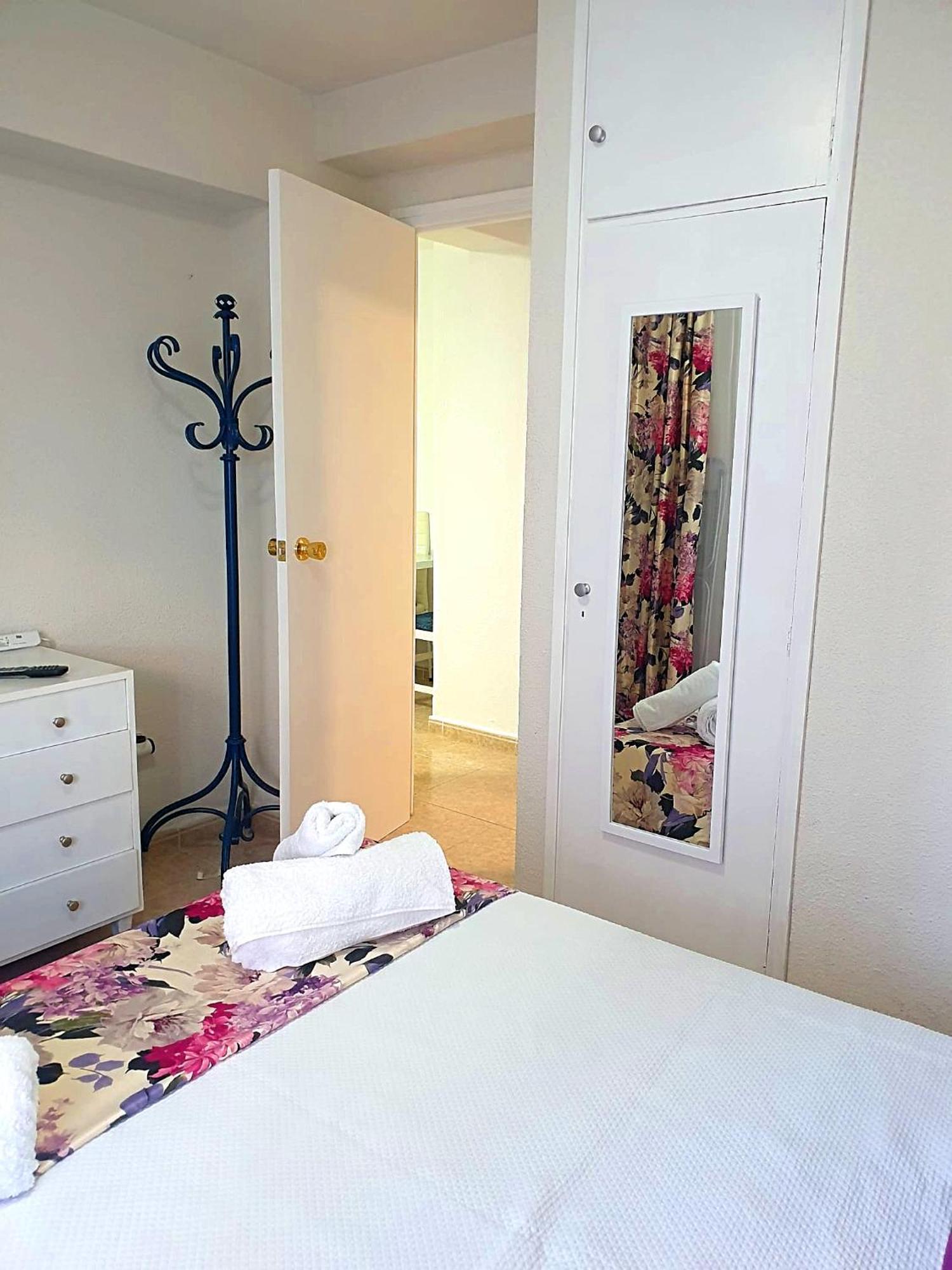 Three Bedrooms Apart In Benidorm Near Beach And Strip Luaran gambar